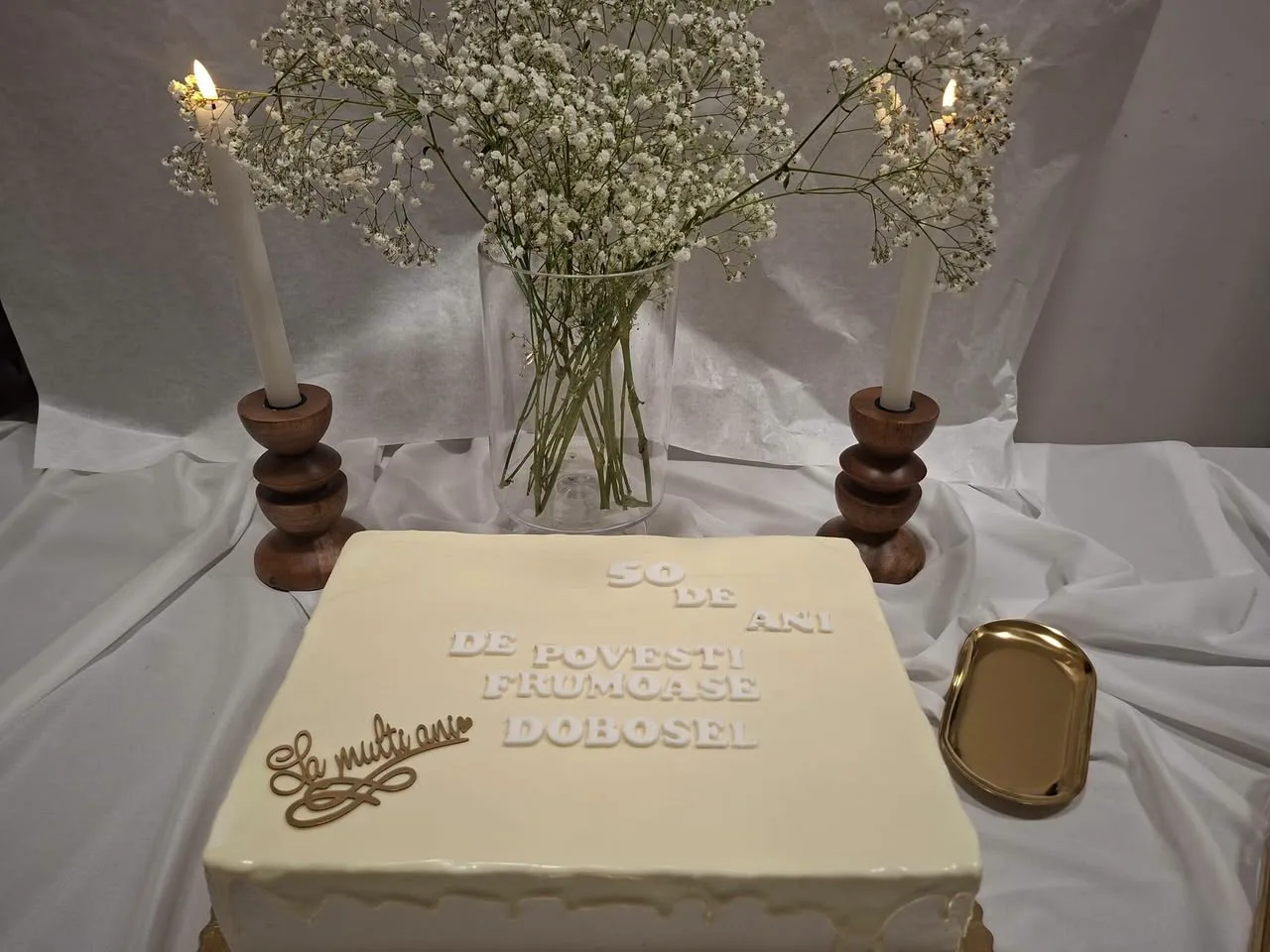 Tort aniversar pentru 50 de ani